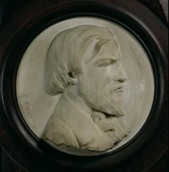 Frederic Ozanam (1813-53) domborműves medalion (márvány)